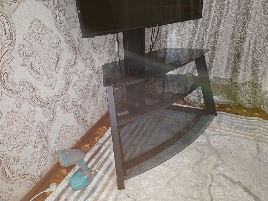 Подставка под телевизор