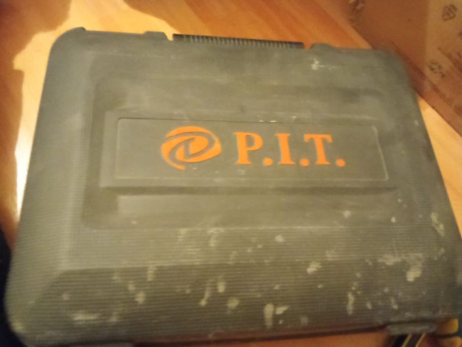 Перфоратор б/у в идеальном состоянии