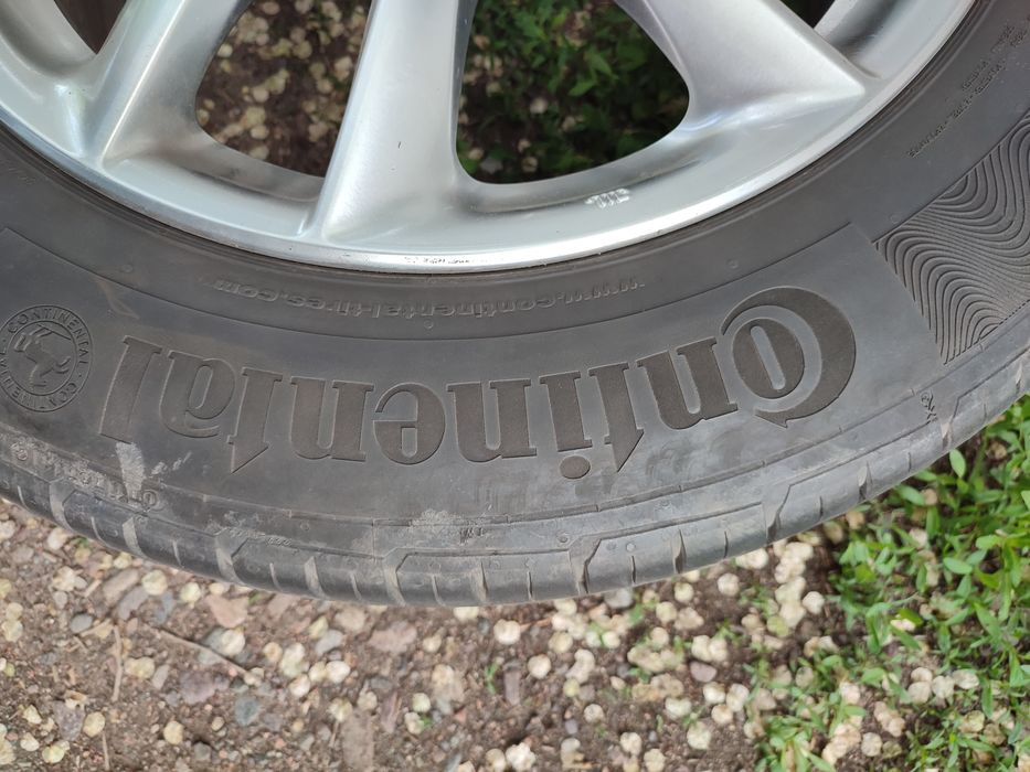 Шины летние Continental