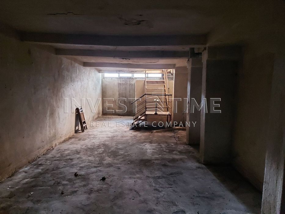 Продава се Склад в Варна, Лятно кино Тракия - 61 кв.м за 574 €/кв.м - Снимка #4