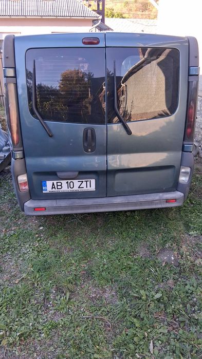 RENAULT Trafic 2002 — imagine 2