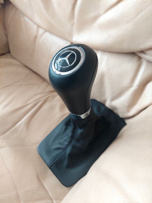 W204 Топка скоростен лост автомат за Мерцедес Ц класа 2007-2014