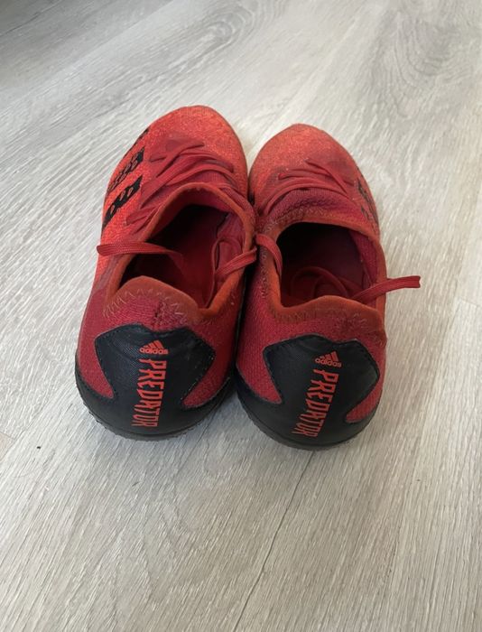 Бутсы adidas predator