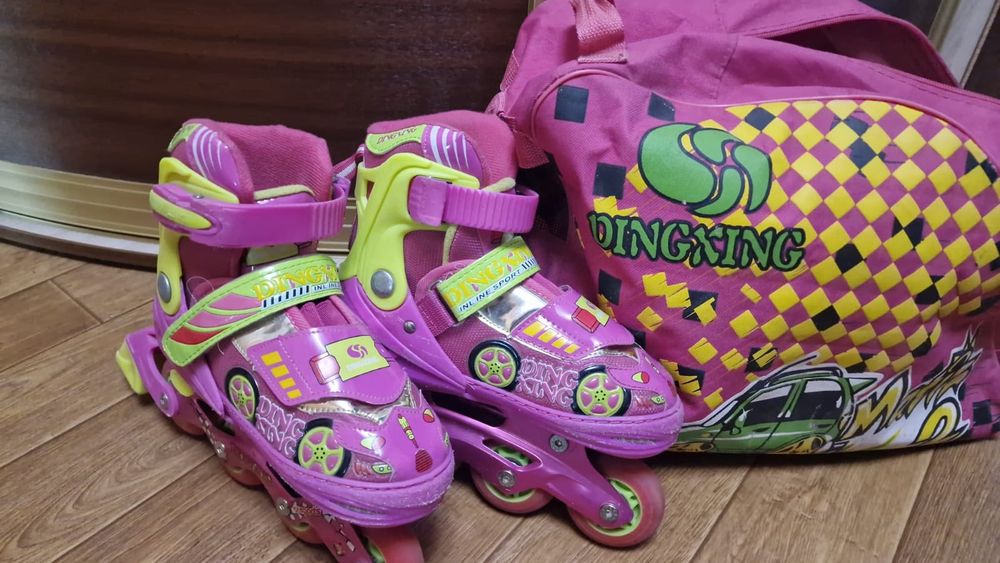 Ролики детские раздвижные светящиеся