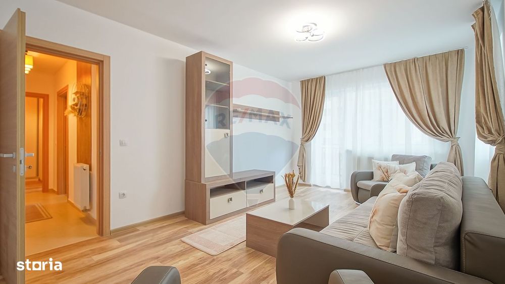 Apartament cu 3 camere, prima închiriere, în zona Tractorul