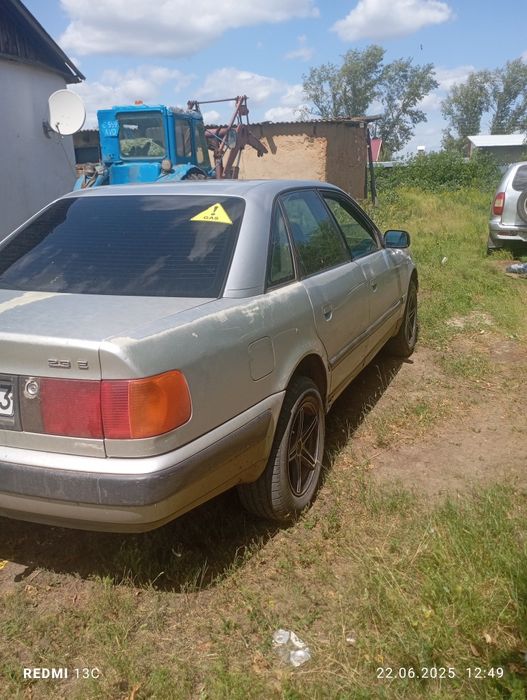 Продам Ауди 100 с4 срочно