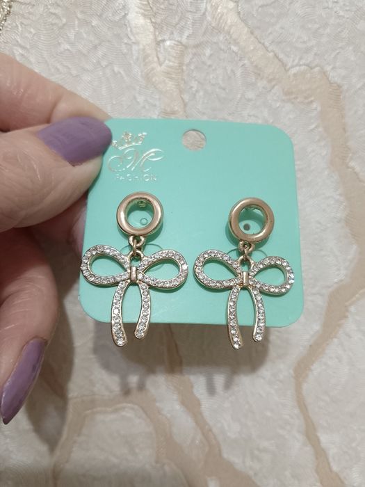 Серьги- бижутерия. Фасоны под золото. См. все фото.