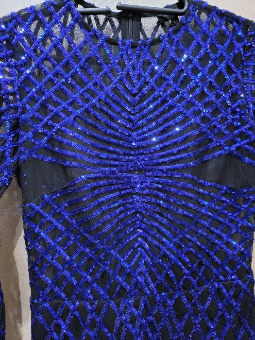 Офицялна рокля с пайети хс