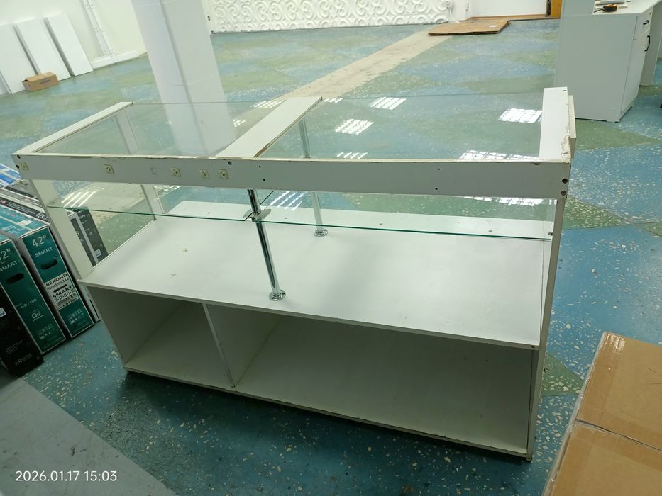 Прилавок со стеклом, б/у,  продажа