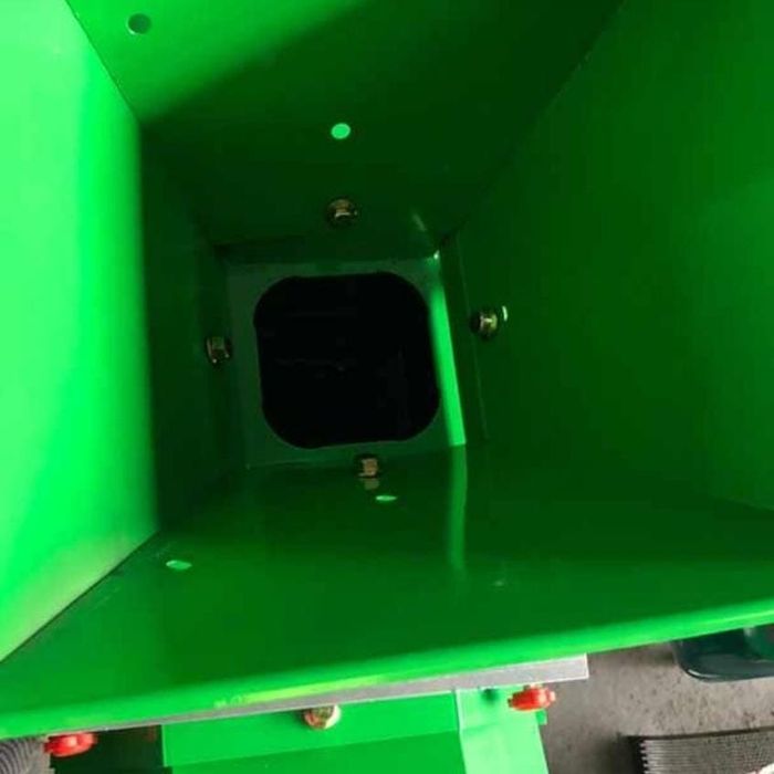 Дробилка сенодробилка сено драбилка