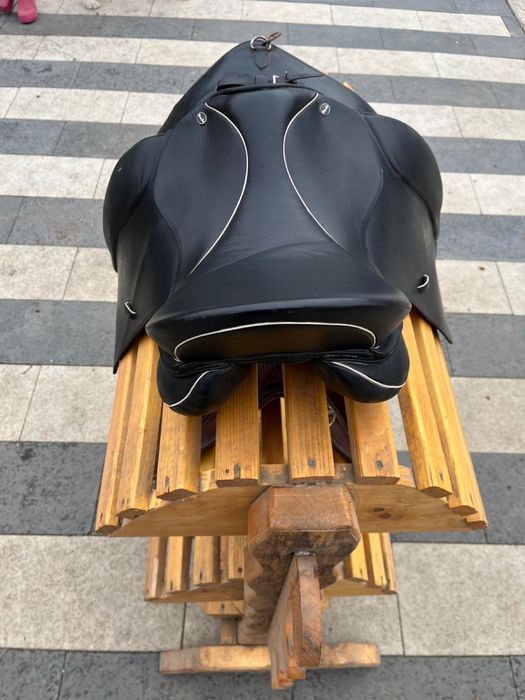 Vand sa pentru echitatie