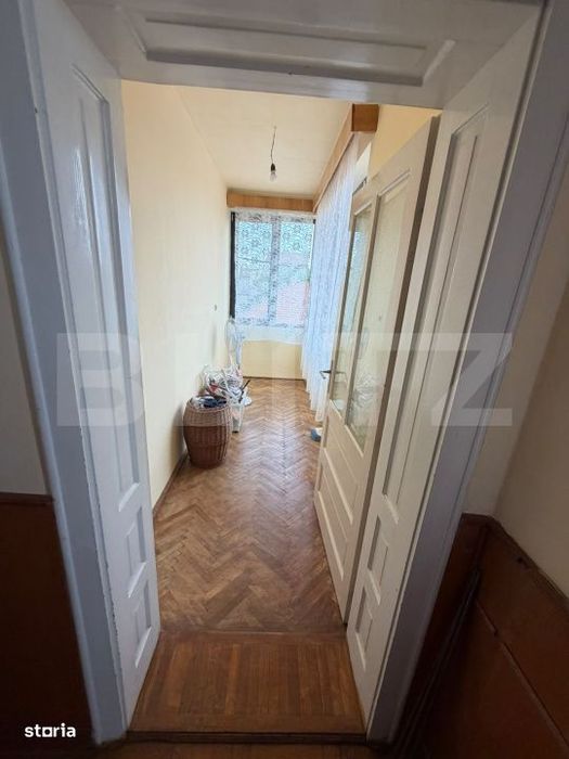 Casa cu etaj, 6 camere, 150 mp, zona 14 Mai