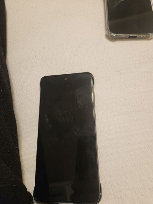 Продам телефон Samsung galaxy s 21 FE