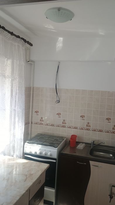 Închiriez Garsoniera
