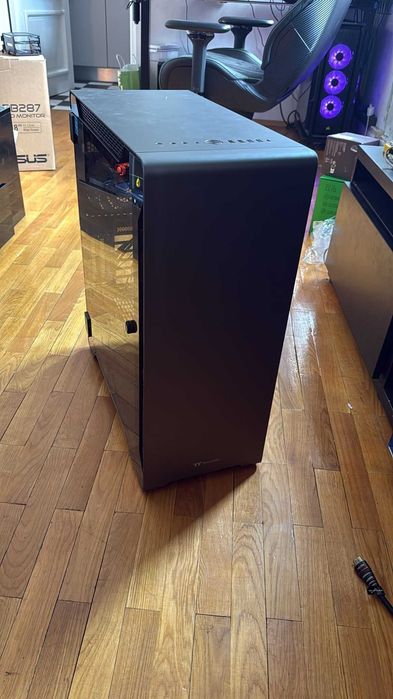 Super Carcasa Thermaltake A500 Tempered Glass, Mid-Tower, ATX, Black