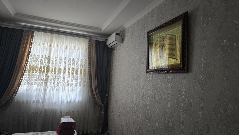 Uy Sotiladi 3 xonali