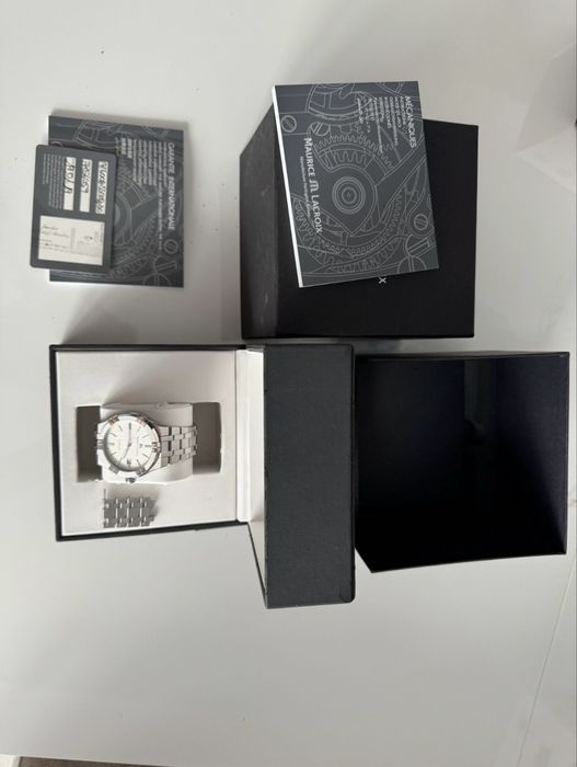 Maurice Lacroix AIKON Automatic | Full Set