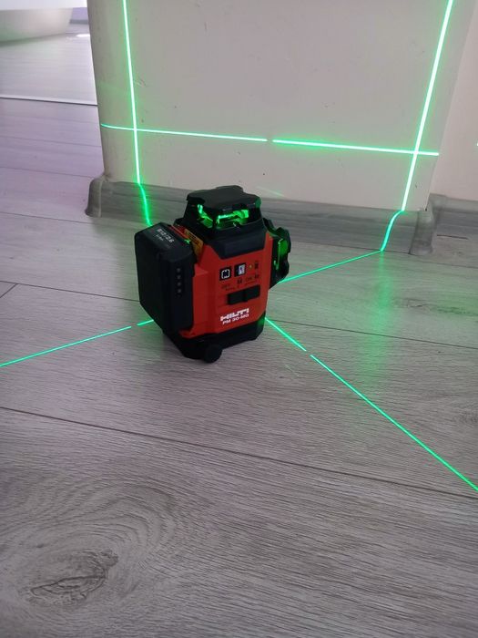Hilti PM 30-MG лазерен нивелир+ магнитна стойка Хилти