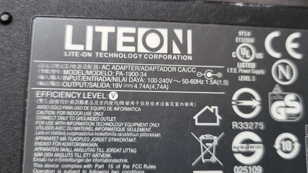 ACER 90W Incarcator AC Adaptor Laptop 19V 4.74A, cu mufa albastra