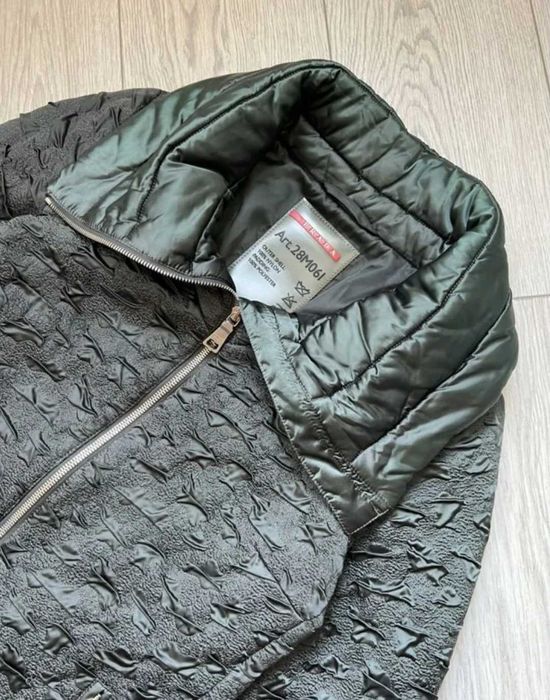 Jachetă Prada pentru femei