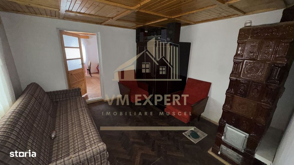 Casă 4 Camere Teren 3038 Mp Albeștii  De Muscel