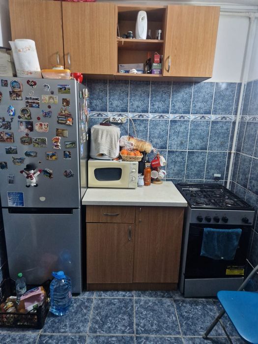 Vând Garsoniera mobilata si utilată