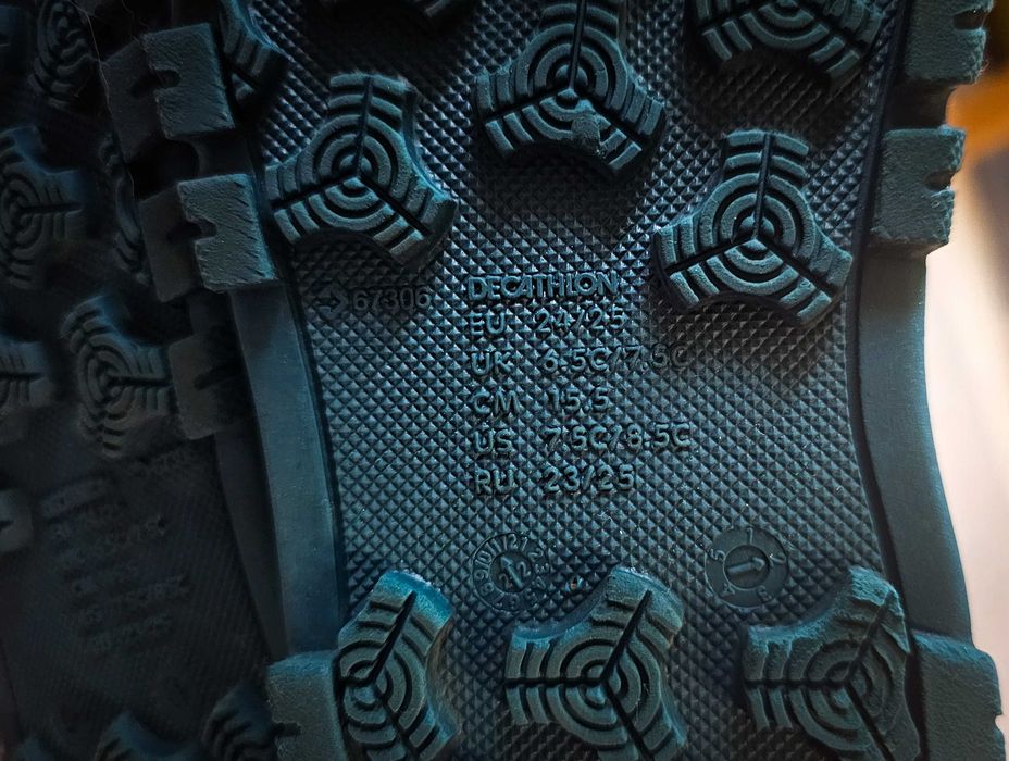 Детски ботушки номер 24/25