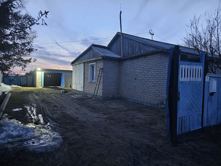 Дом с участком в спокойном районе
