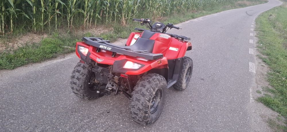 Vând atv arctic cat 450cc