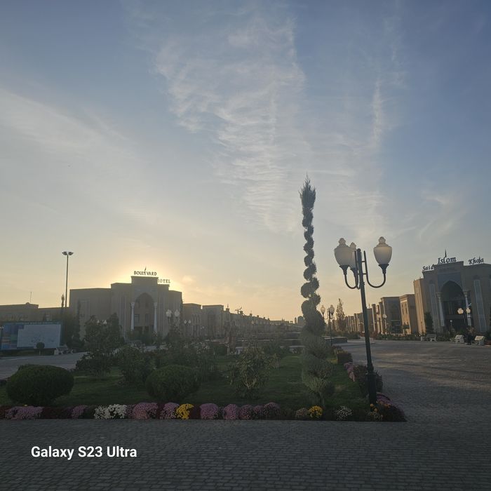 Хива шаҳар Вокзал олдида тайёр Бизнес гостиница сотилади