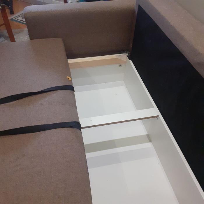 Продам Диван-Мягкий.. Б/у.