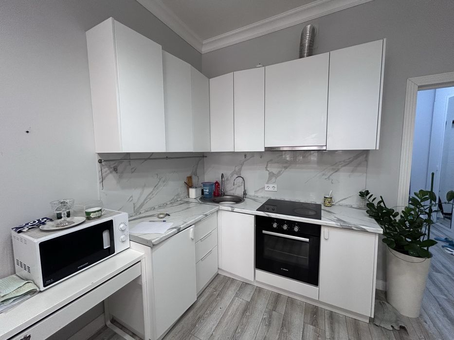 Угловой кухонный гарнитур