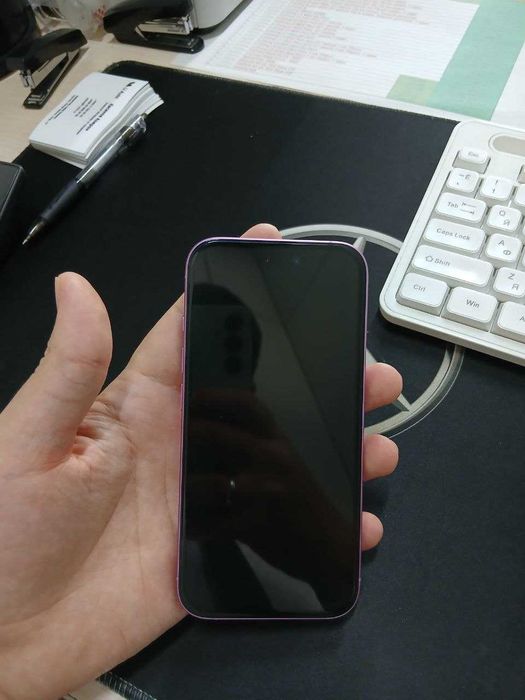 iPhone 16 Pink емкость 94% аёл киши фойдаланган, ҳолати идеал