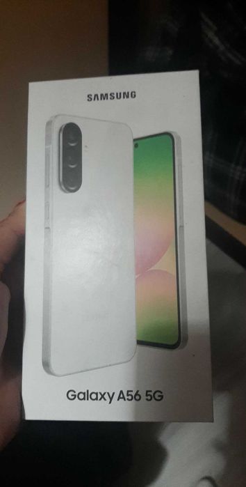Продавам самсунг 56