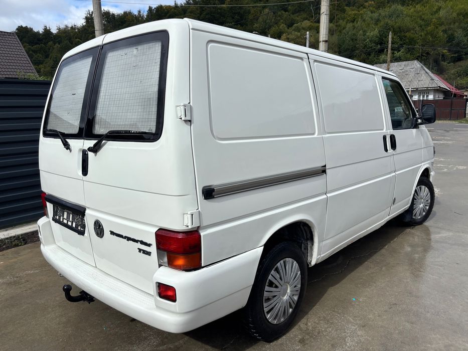 VOLKSWAGEN Transporter 1996 — imagine 4