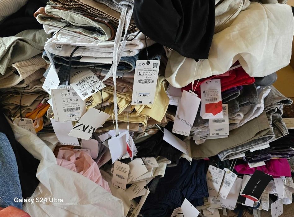 Oferta specială dor azi haine la sac