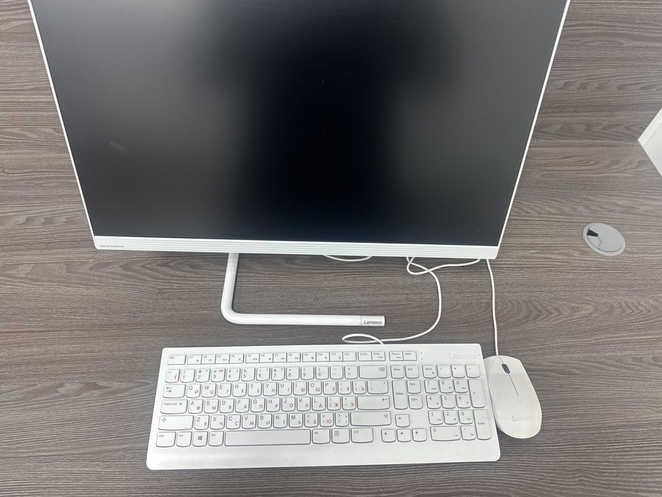 Компютер моноблок lenovo