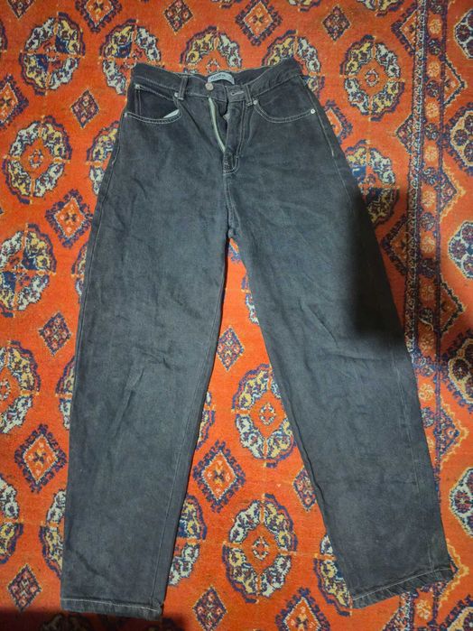 Черные джинсы PULL&BEAR
