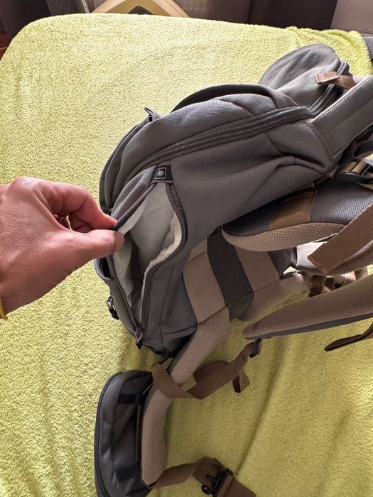 Vând ghiozdan 25l Quechua