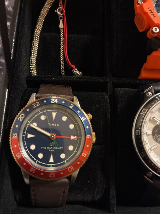 Серия от часовници