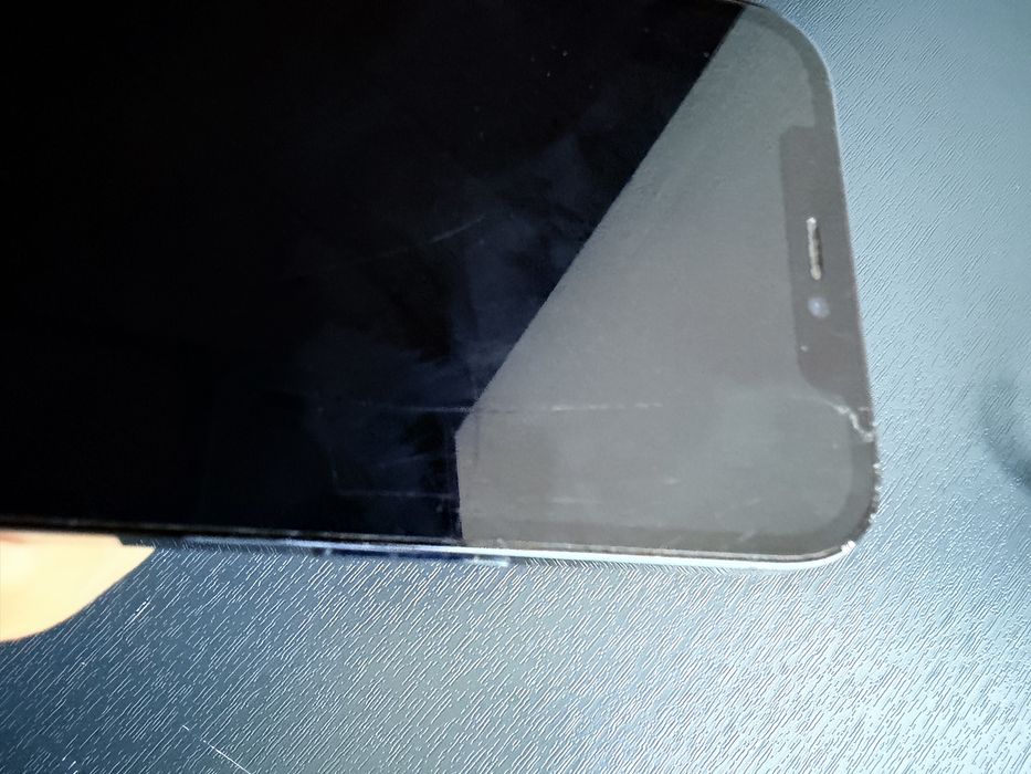 продам Iphone 12 pro на 128 гб