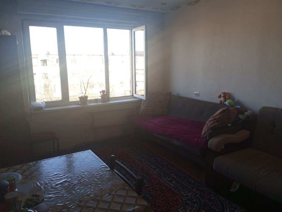 Продаю 2 х комнитни квартиру