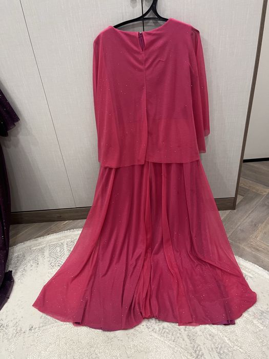 Платье вечернее для женщин