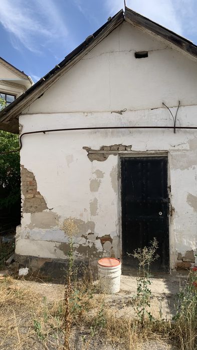 Продам старый дом на слом