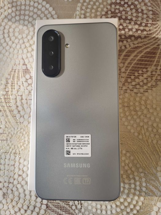 Samsung A17 yangi sotiladi.