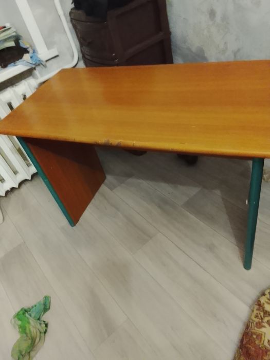 Стол из дерева бу