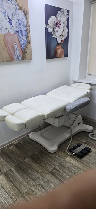 Кушетка профессиональная WEEIKA