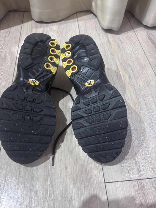 Маратонки Nike air TN