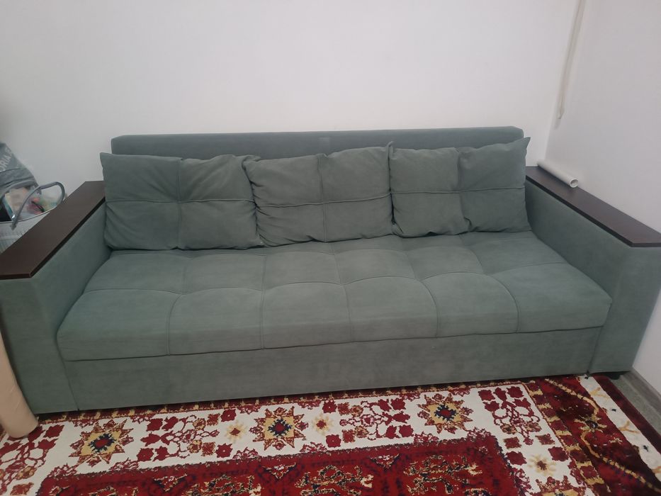 Продам диван в хорошем состоянии