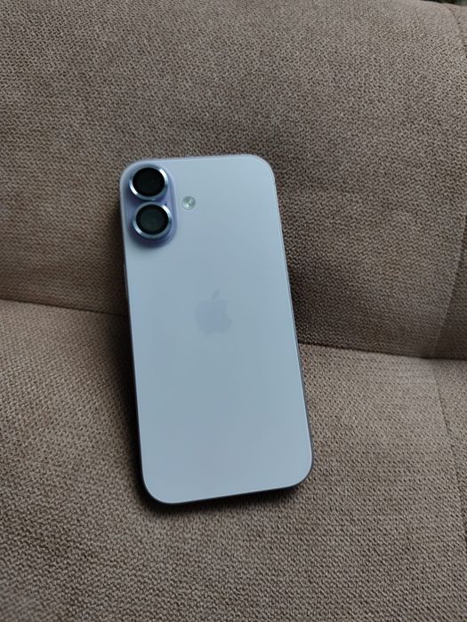 Продам iphone 17 256Г